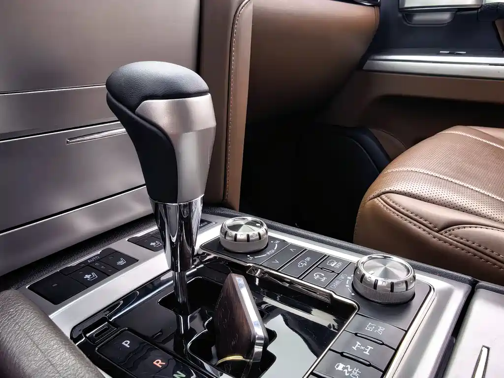 Toyota Land Cruiser 2015 4.6L V8