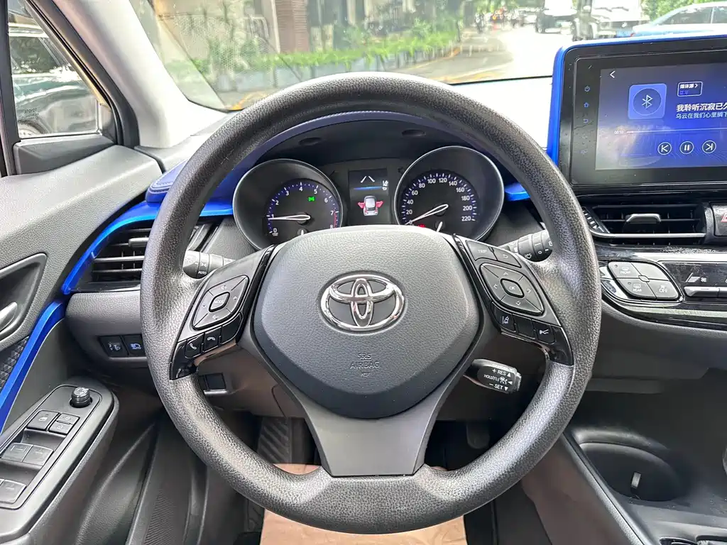Toyota C-HR — миниатюра 7