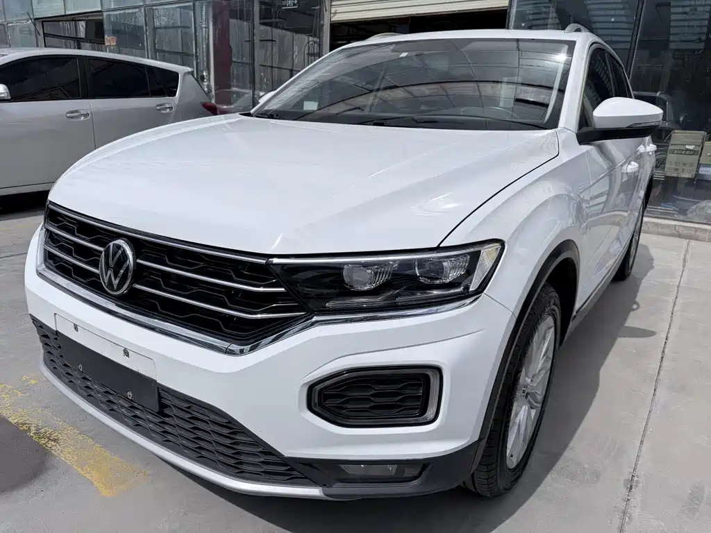 Volkswagen T-Roc 2023