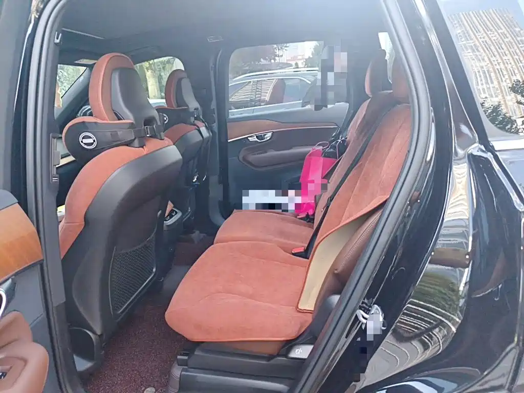 Volvo XC90 — миниатюра 13