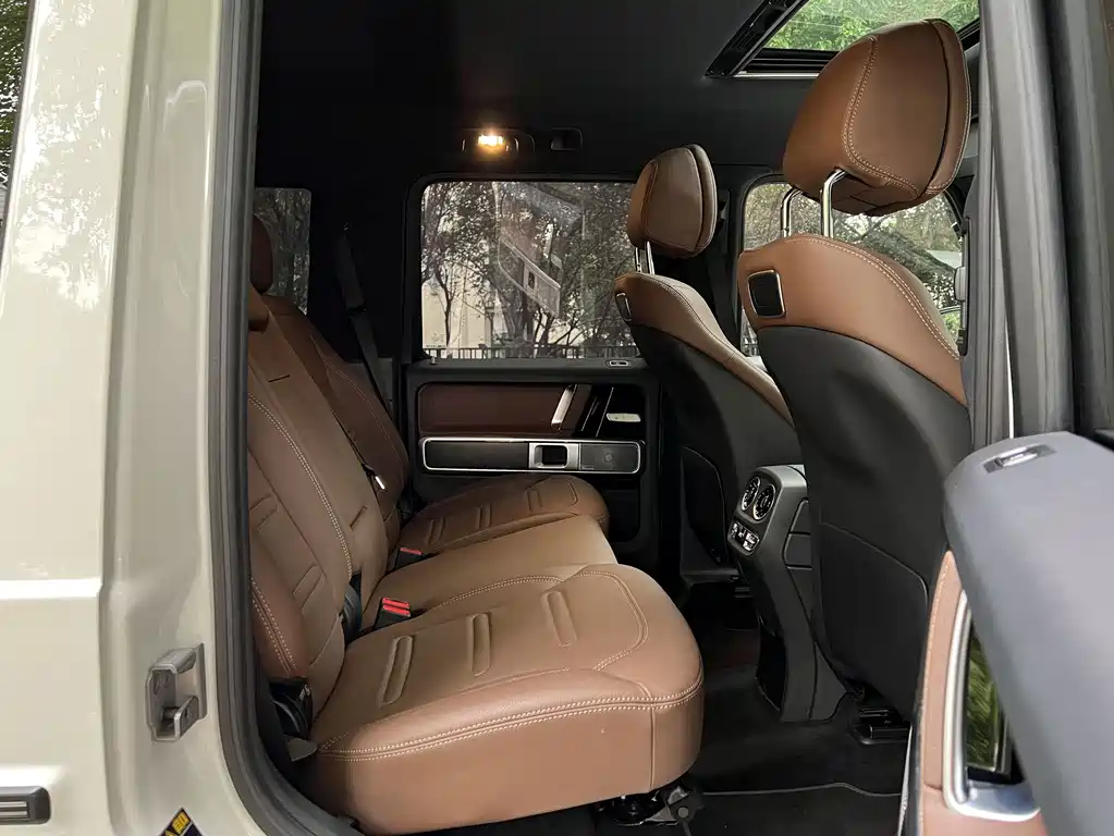 Mercedes-Benz G-Class — миниатюра 17