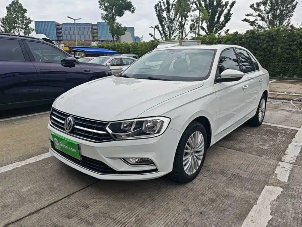 Volkswagen Bora — миниатюра 2