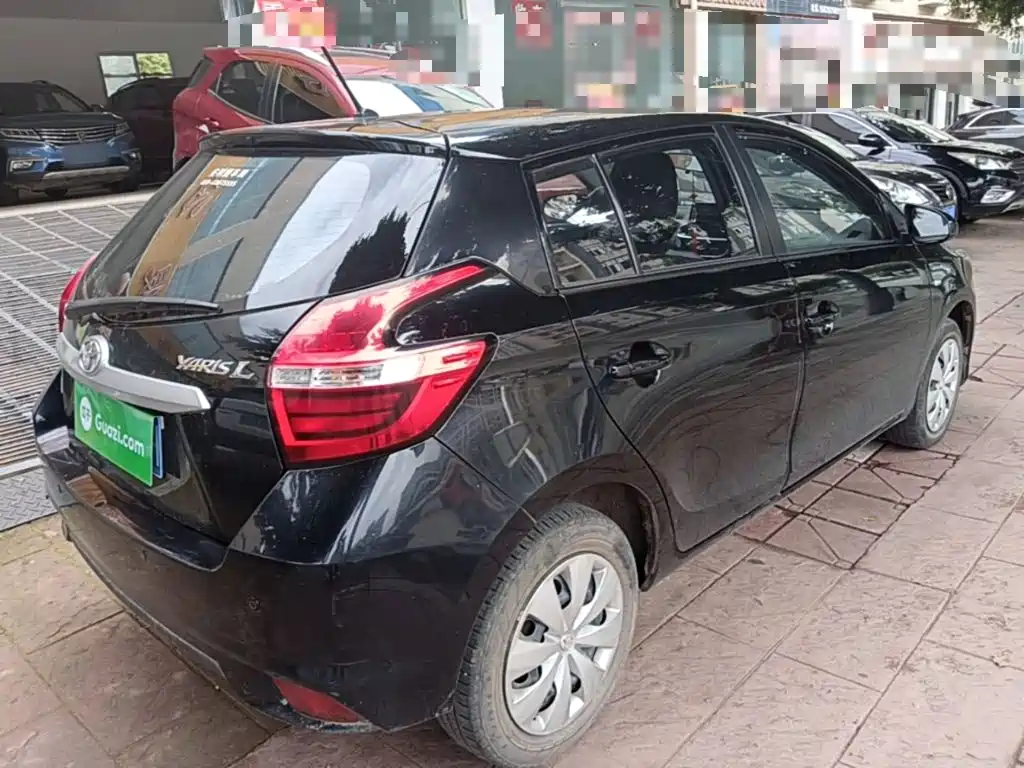 Toyota Yaris L — миниатюра 7
