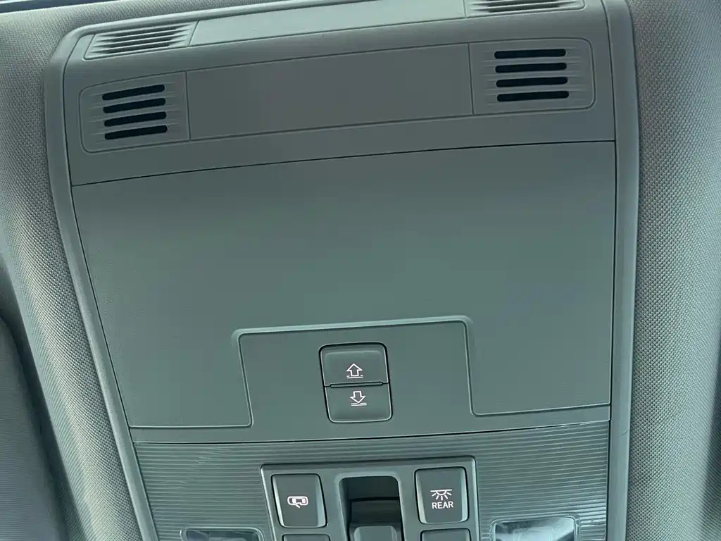 Volkswagen Magotan — миниатюра 12