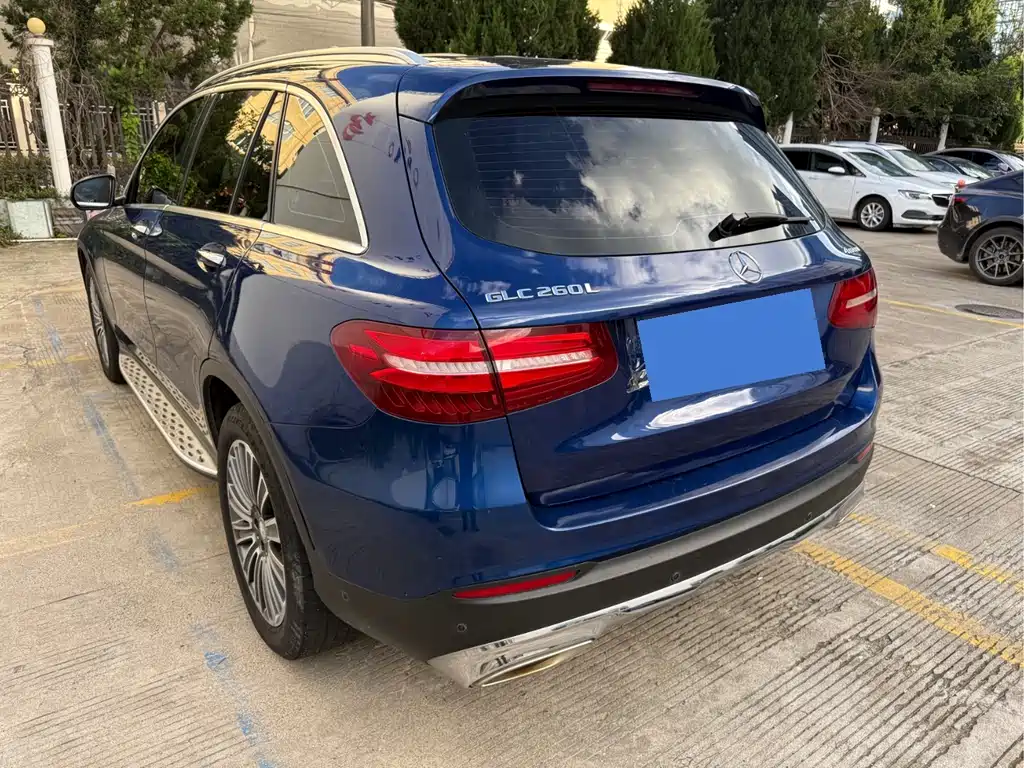 MERCEDES-BENZ  GLC