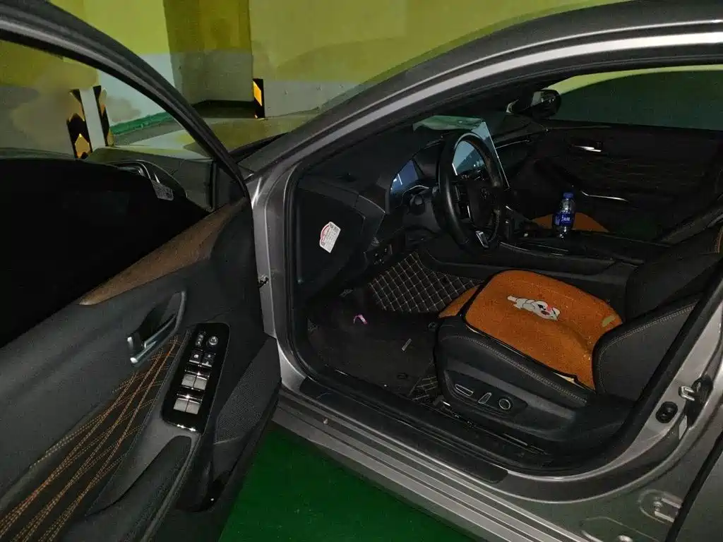 Toyota Avalon — миниатюра 14