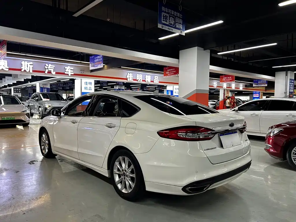 Ford Mondeo — миниатюра 14