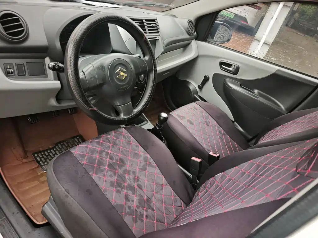 Suzuki Alto 2013 1.0L MT