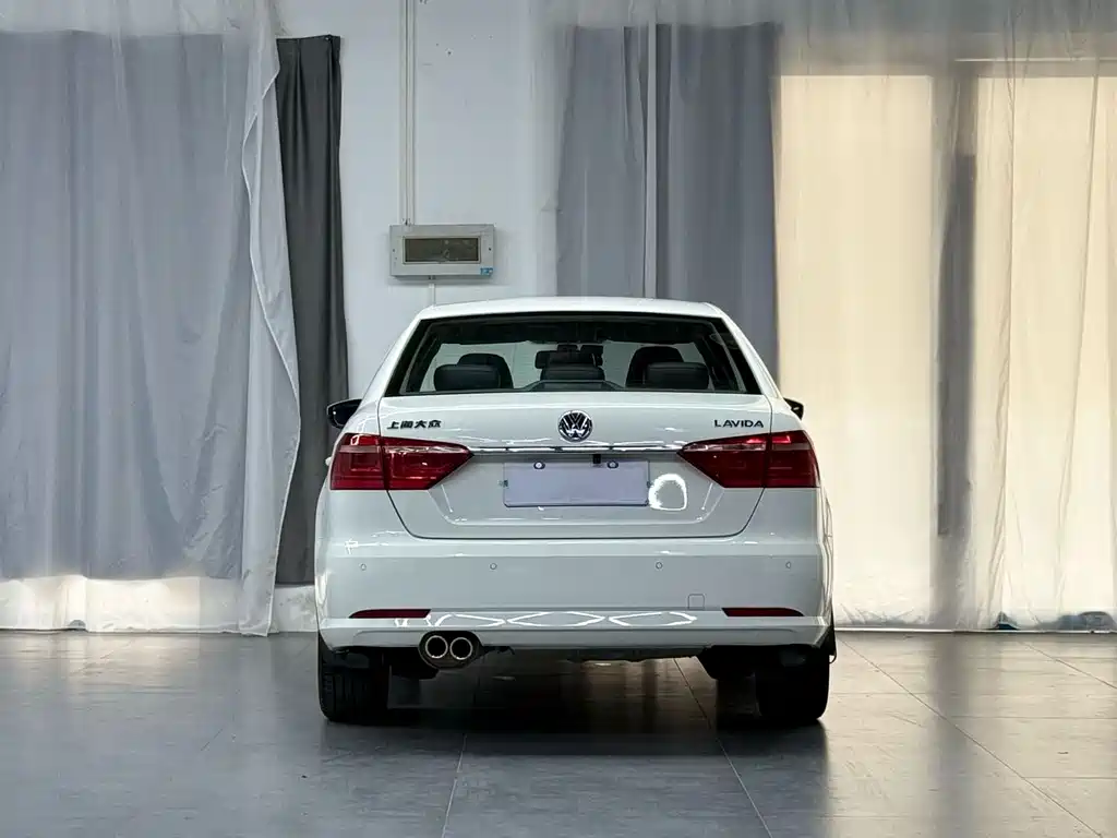 Volkswagen Lavida 2013 1.4TSI DSG Comfort