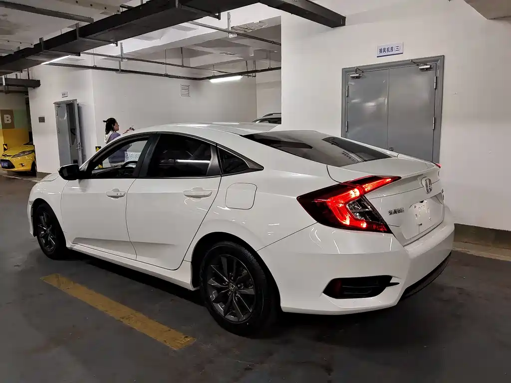 HONDA CIVIC