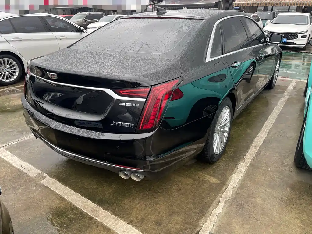 CADILLAC CT6