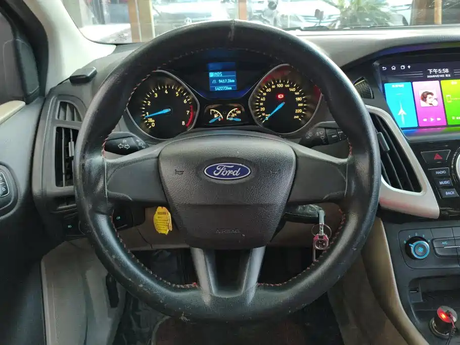 Ford Focus — миниатюра 15