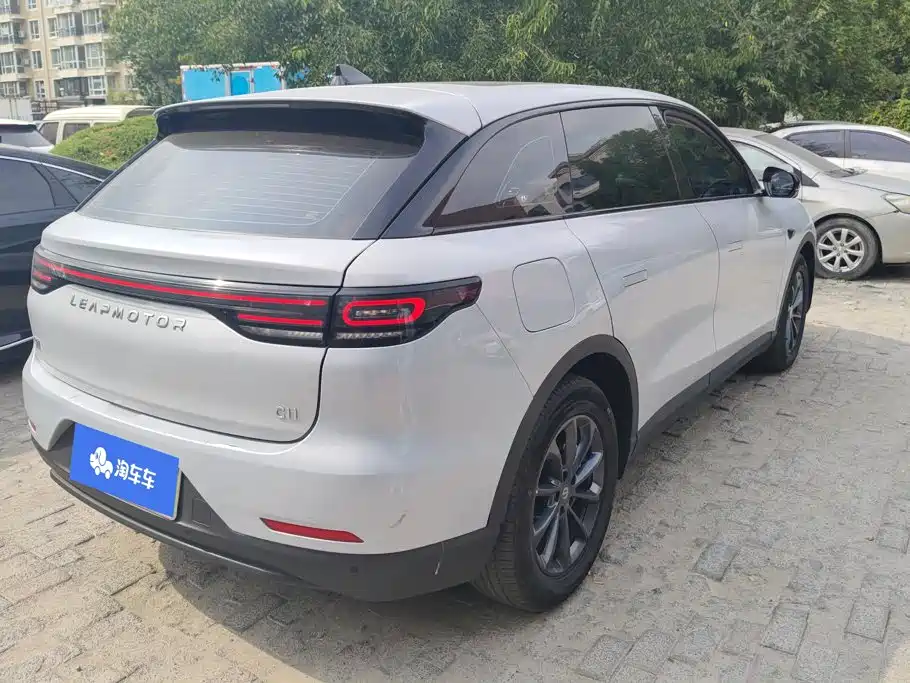 Leapmotor Leapmotor C11 — миниатюра 3