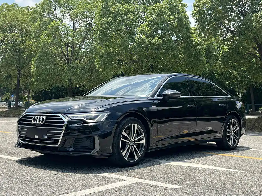 Audi A6L 2022
