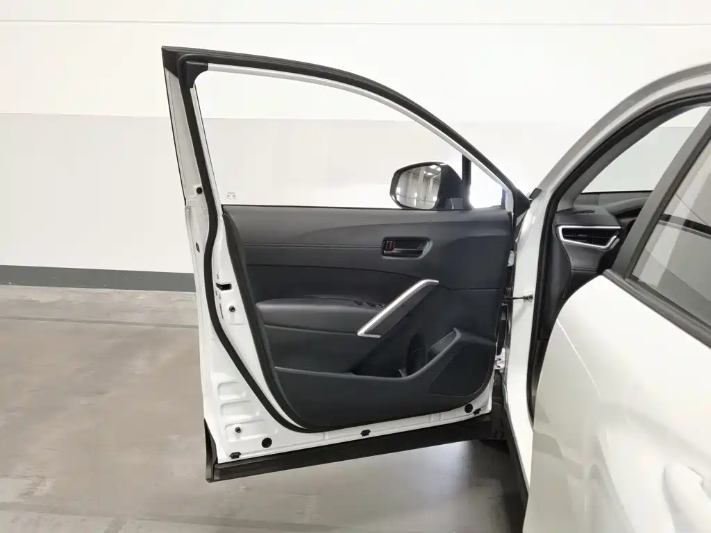 Toyota Frontlander — миниатюра 8