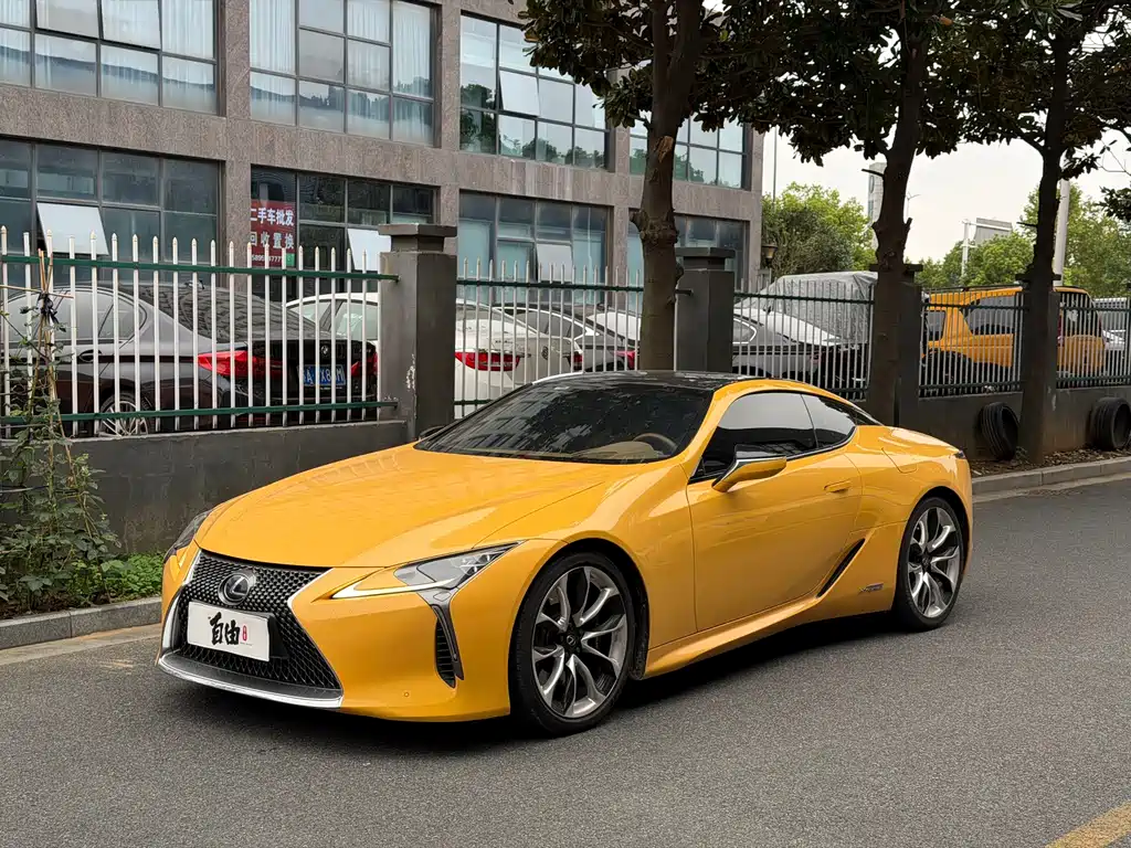 Lexus LC