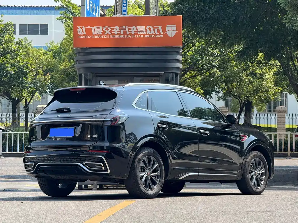 Hongqi Hongqi HS5 — миниатюра 9