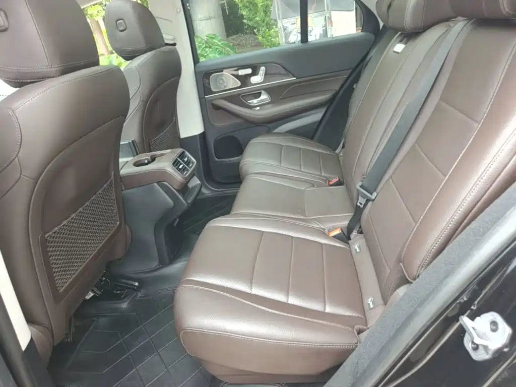 Mercedes-Benz GLE (Import) — миниатюра 17