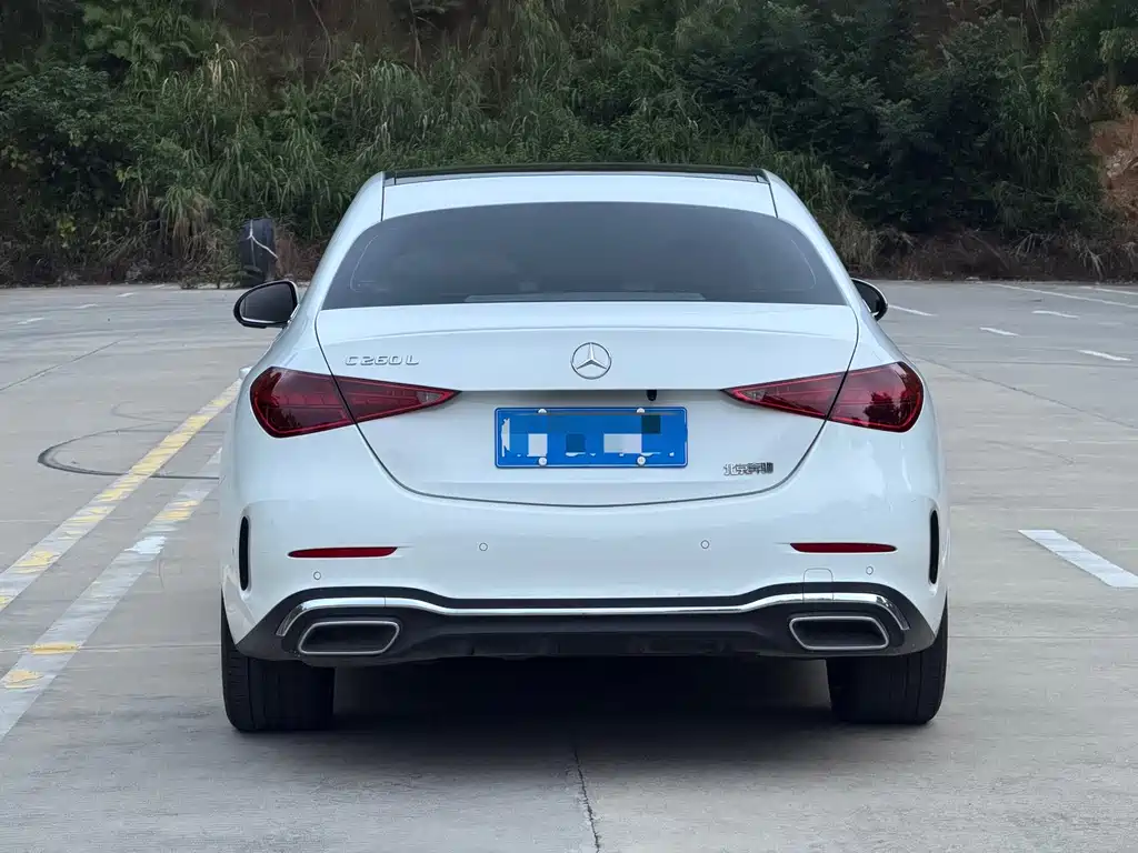 Mercedes-Benz C-Class — миниатюра 4