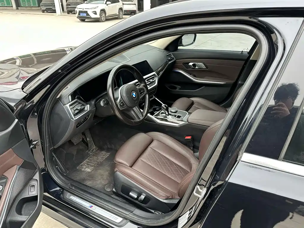 BMW 3 Series 3 2022 325Li M Sport