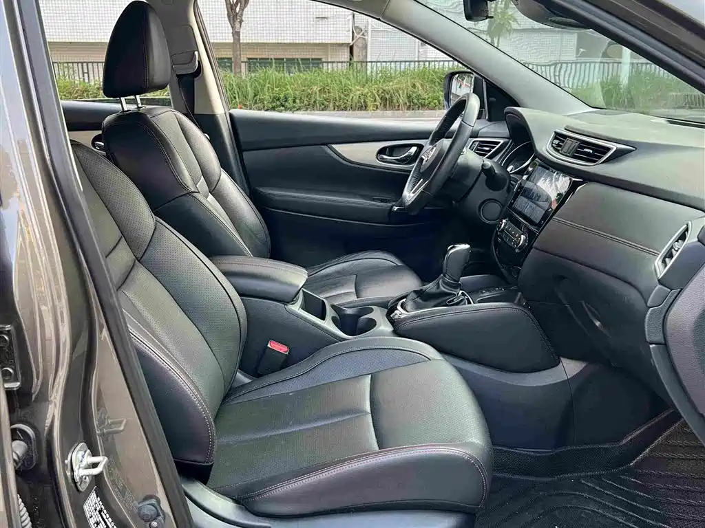 Nissan Qashqai — миниатюра 4