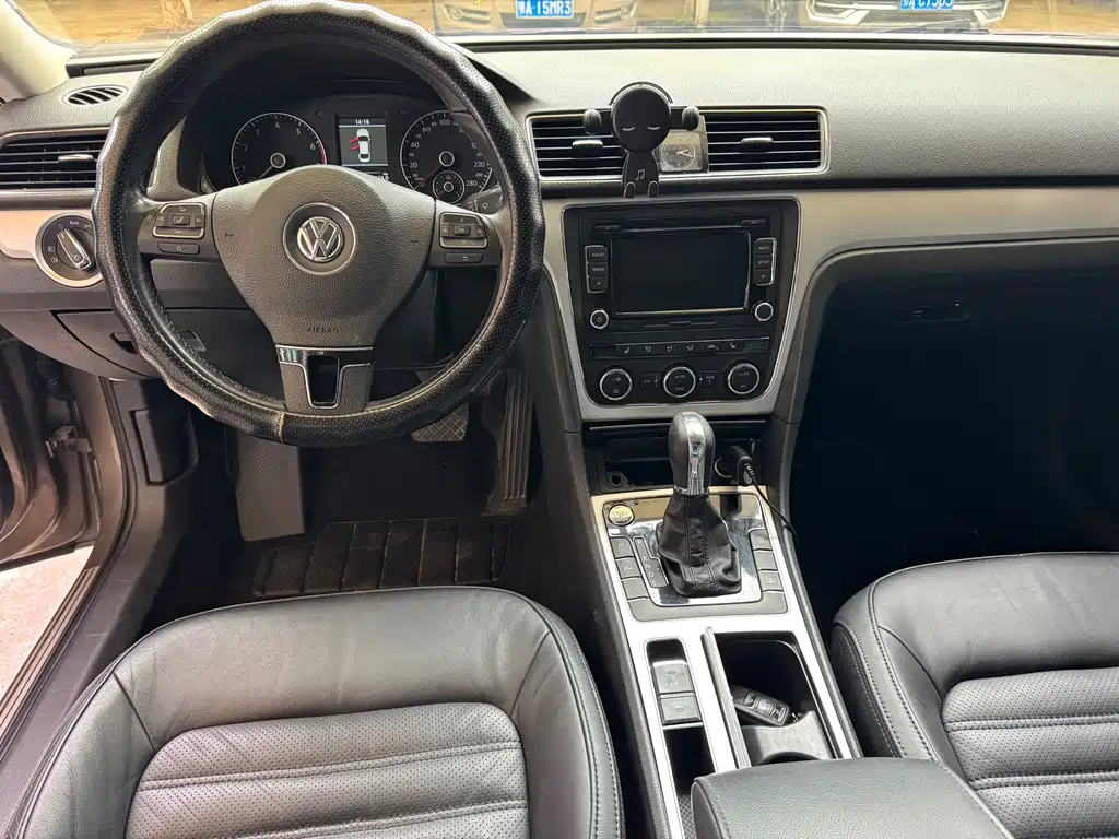 Volkswagen Passat — миниатюра 9