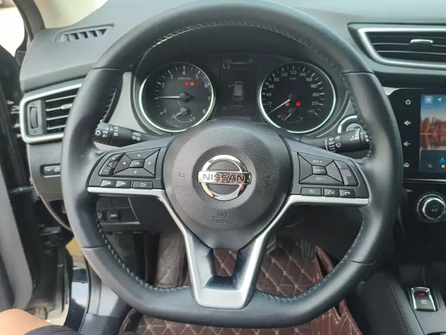 Nissan Qashqai — миниатюра 15