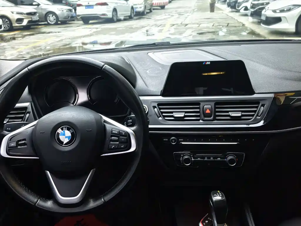 BMW 1 Series - фото 9