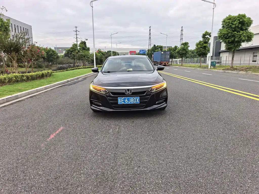 Honda Accord — миниатюра 2