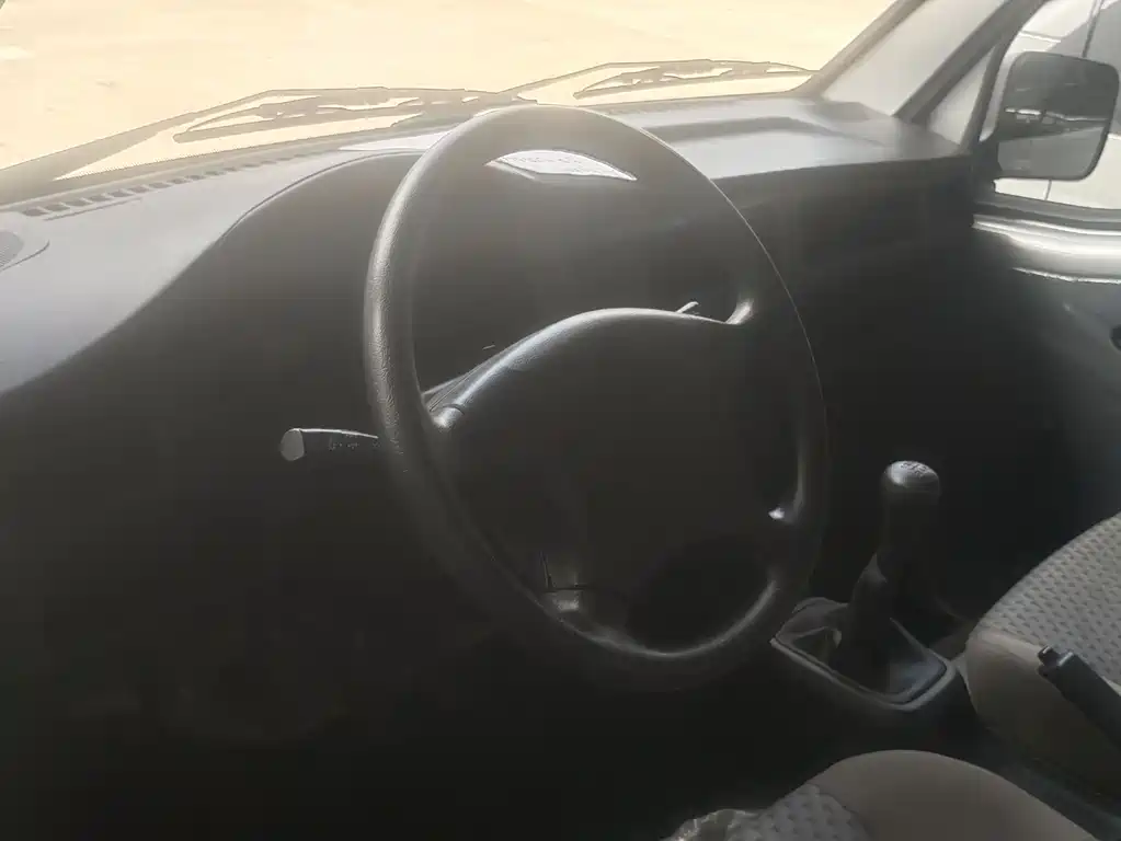 Wuling Zhiguang Mini Truck — миниатюра 6
