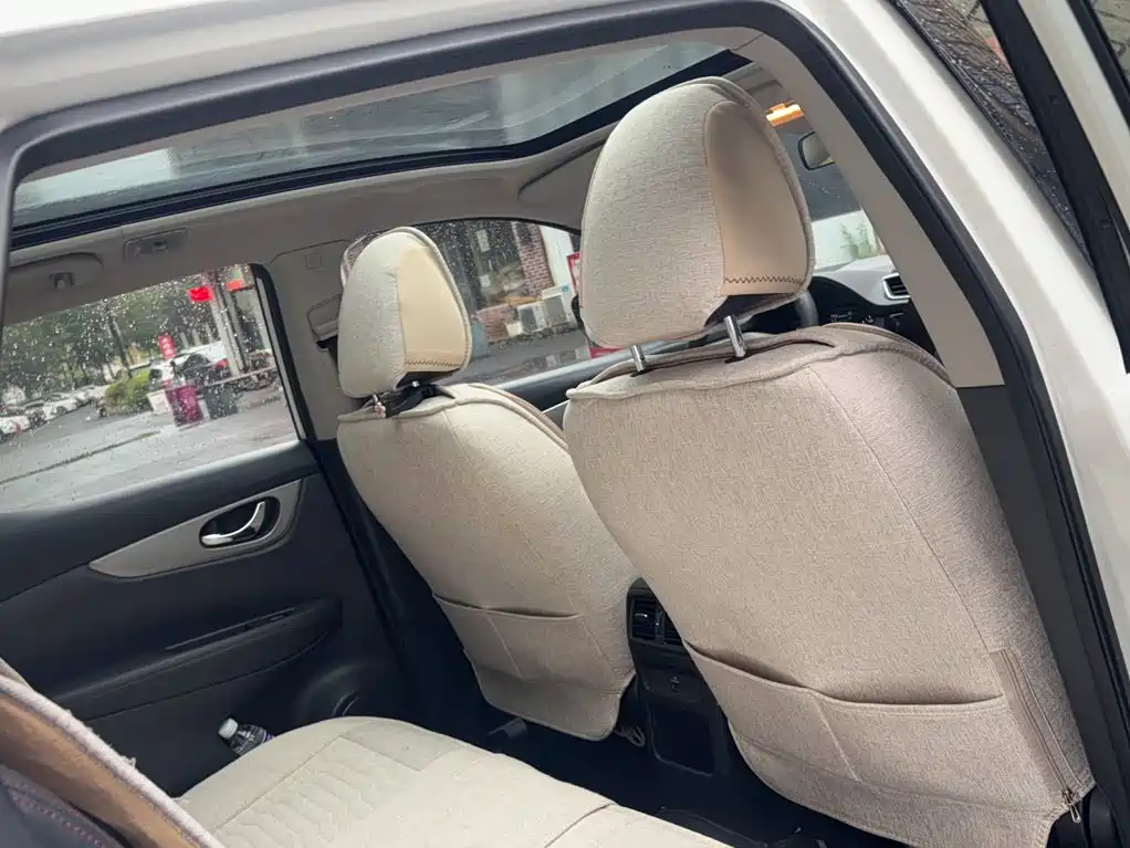 Nissan Qashqai — миниатюра 16