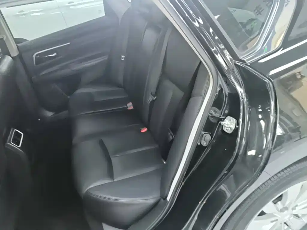 Nissan Teana — миниатюра 17