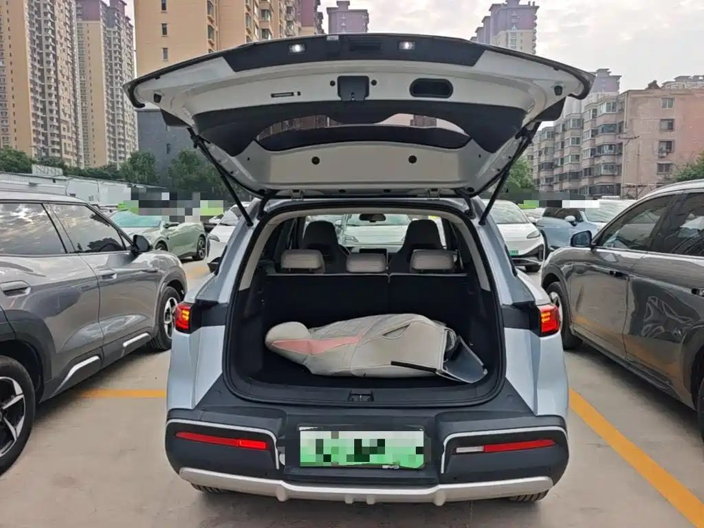BYD Yuan UP — миниатюра 19