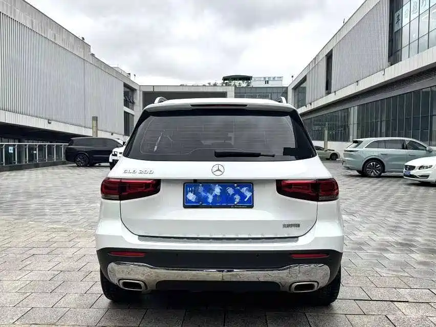 Mercedes-Benz GLB — миниатюра 4
