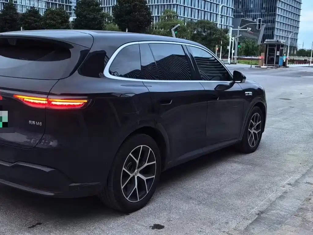 AITO AITO M6 — миниатюра 4