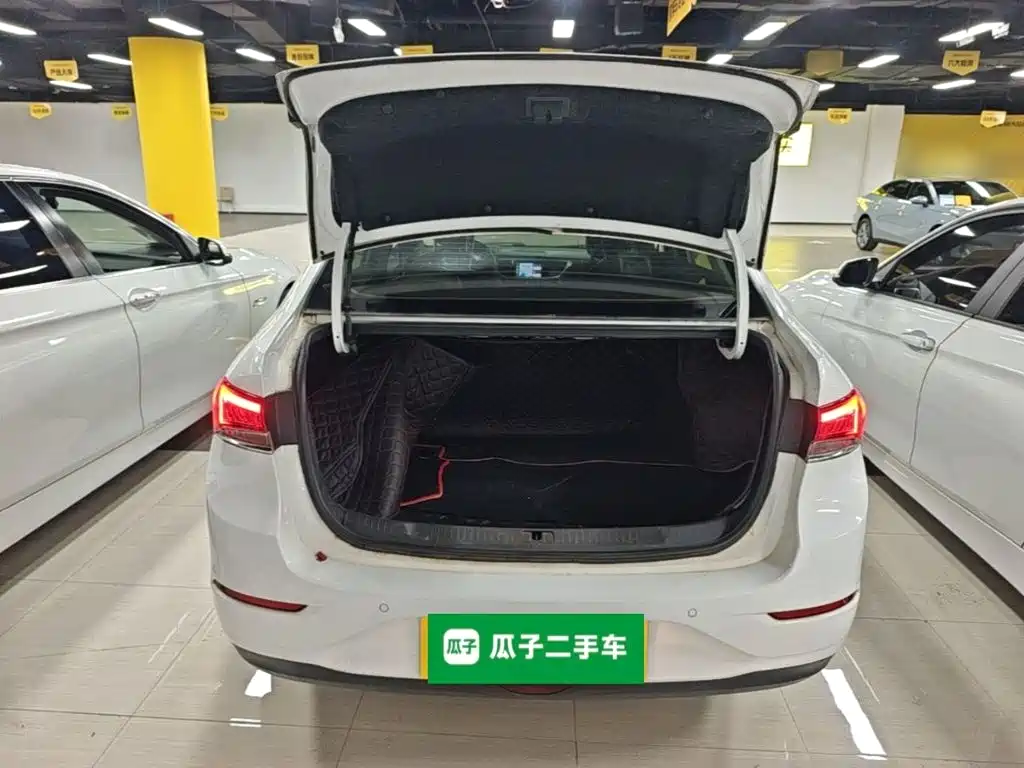 Buick Excelle — миниатюра 19