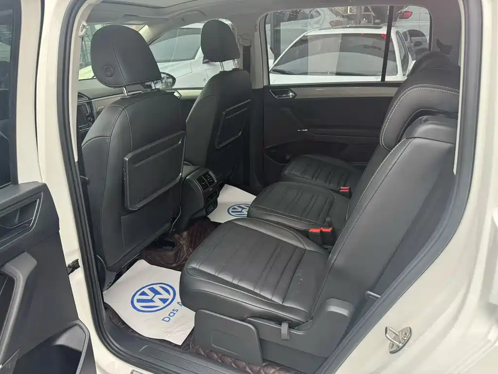 Volkswagen Touran — миниатюра 5