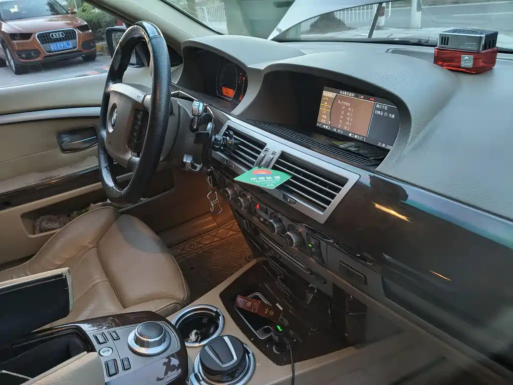 BMW 7 Series 7 2005 740Li