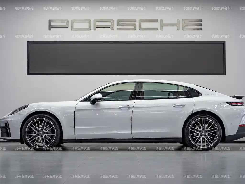 Porsche Panamera — миниатюра 8