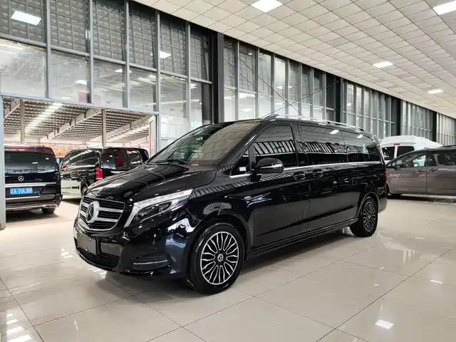 MERCEDES-BENZ V CLASS 2019