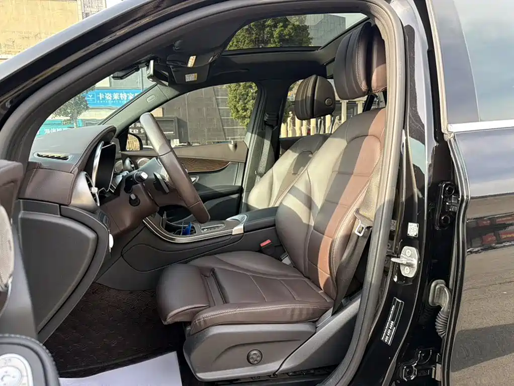 Mercedes-Benz GLC — миниатюра 12