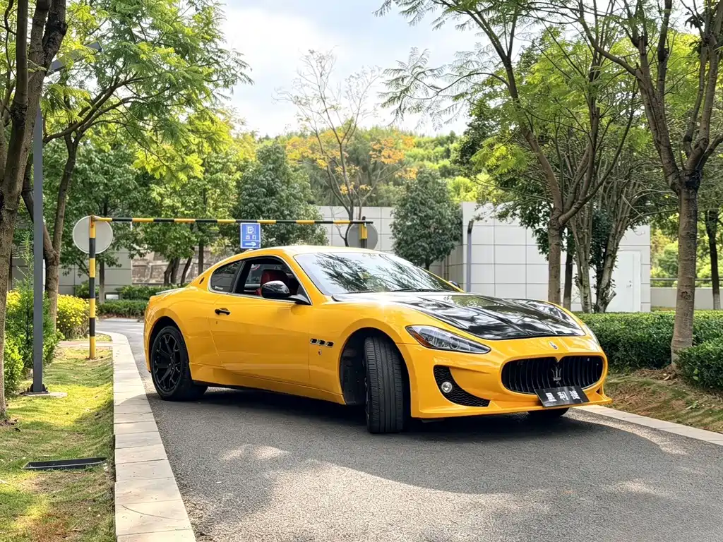 Maserati GranTurismo — миниатюра 3