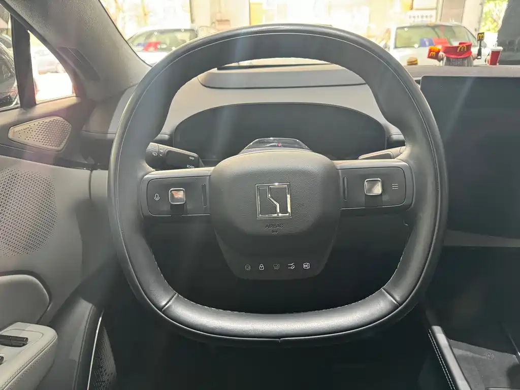 ZEEKR EXTREME KRYPTON 007