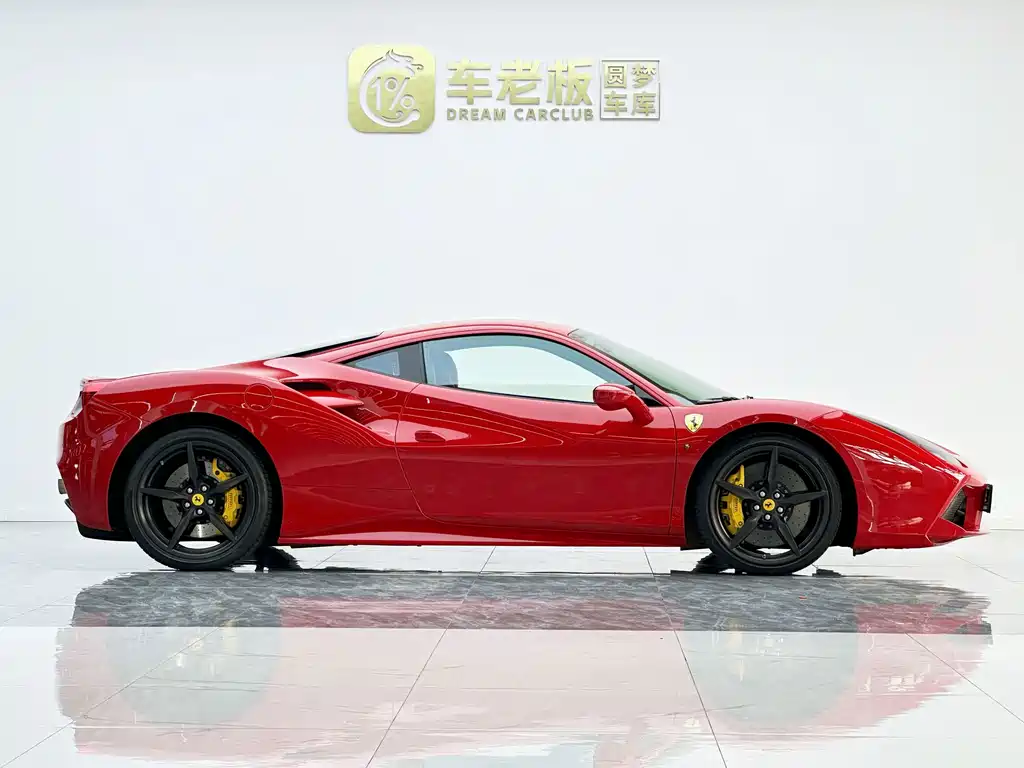 Ferrari 488 — миниатюра 7