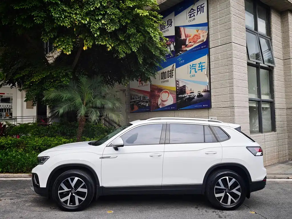 Volkswagen Tayron 2023 330TSI Luxury Plus