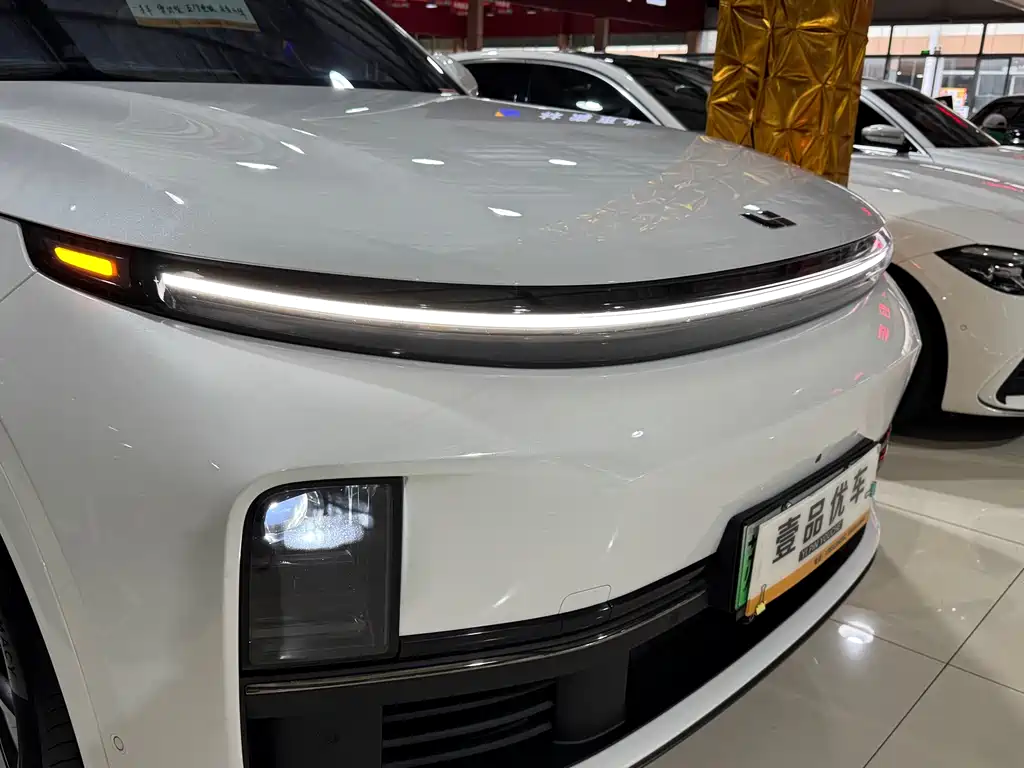 Li Auto IDEAL L7