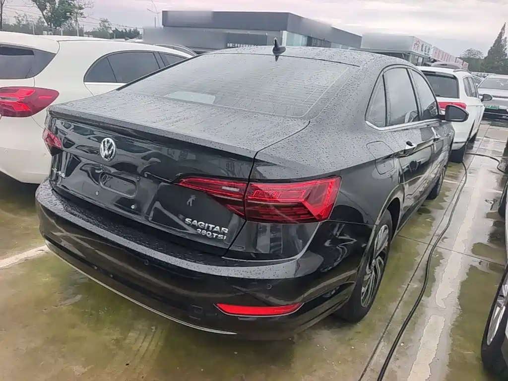 Volkswagen Sagitar — миниатюра 7