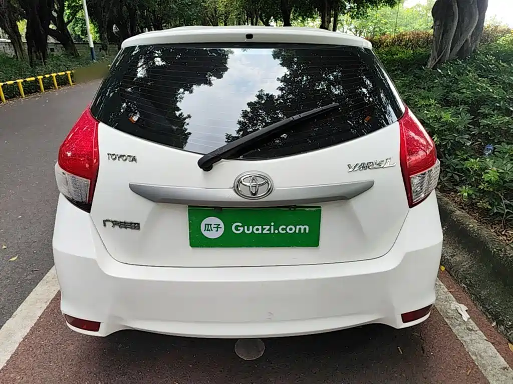 Toyota Yaris L — миниатюра 6