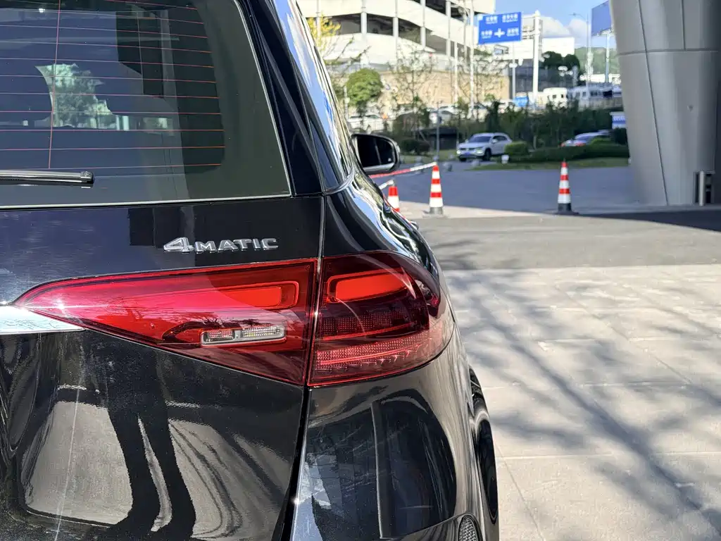 Mercedes-Benz GLE Coupe — миниатюра 9