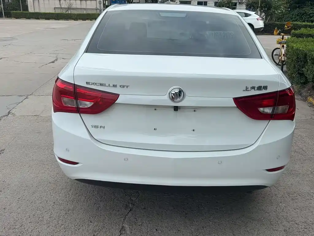 Buick Excelle — миниатюра 8